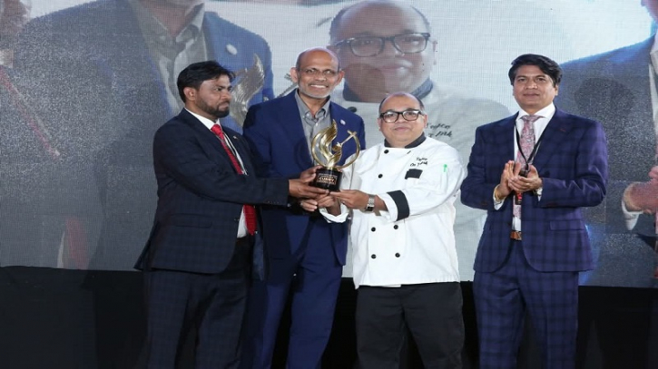 হয়ে গেলো প্রথম আমেরিকান  কারি অ্যাওয়ার্ড অনুষ্ঠান