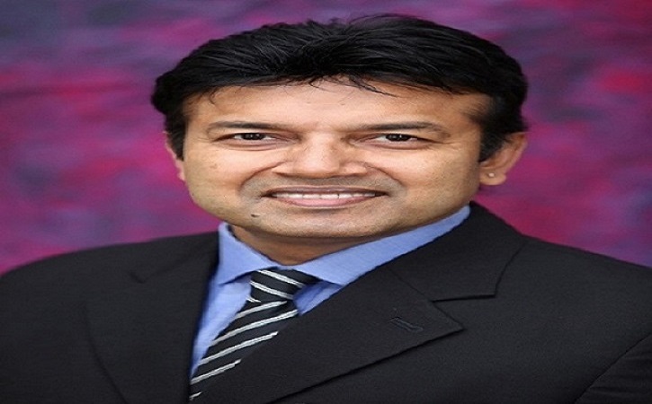 শূন্য কলসি বাজে বেশি পূর্ণ কলসি নয়