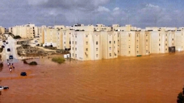 ঝড়ে লণ্ডভণ্ড লিবিয়া, বহু হতাহতের শঙ্কা