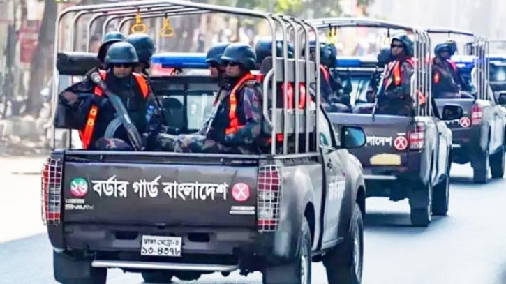 রাজধানীর গুরুত্বপূর্ণ পয়েন্টে বিজিবি মোতায়েন