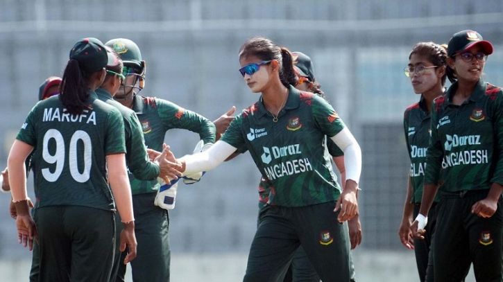 পাকিস্তানকে উড়িয়ে সিরিজ জয় বাংলাদেশের পাকিস্তানকে উড়িয়ে সিরিজ জয় বাংলাদেশের