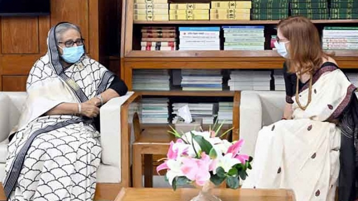 নির্বাচন কমিশনের ওপর সরকারের কোনও নিয়ন্ত্রণ নেই: প্রধানমন্ত্রী নির্বাচন কমিশনের ওপর সরকারের কোনও নিয়ন্ত্রণ নেই: প্রধানমন্ত্রী
