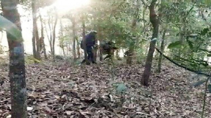 র্যাবের সঙ্গে গোলাগুলি ,জামাতুল আনসারের সামরিকপ্রধান সহ আটক ২ র্যাবের সঙ্গে গোলাগুলি ,জামাতুল আনসারের সামরিকপ্রধান সহ আটক ২