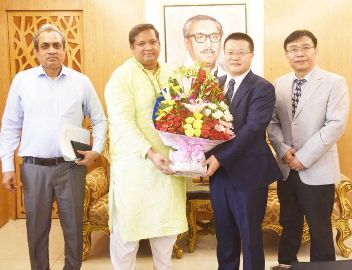 যুব ও ক্রীড়া প্রতিমন্ত্রীর সাথে চীনের রাষ্ট্রদূতের সৌজন্য সাক্ষা যুব ও ক্রীড়া প্রতিমন্ত্রীর সাথে চীনের রাষ্ট্রদূতের সৌজন্য সাক্ষা